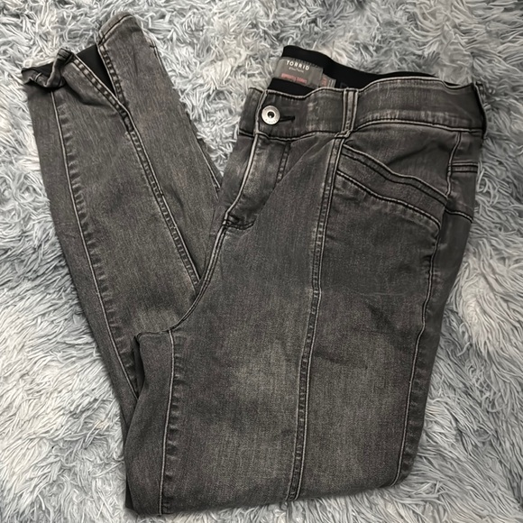 torrid Denim - Torrid Gray Skinny Jeans with Distressed Look